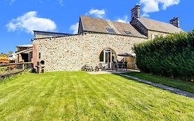 Holiday Home With Garden In Brainville