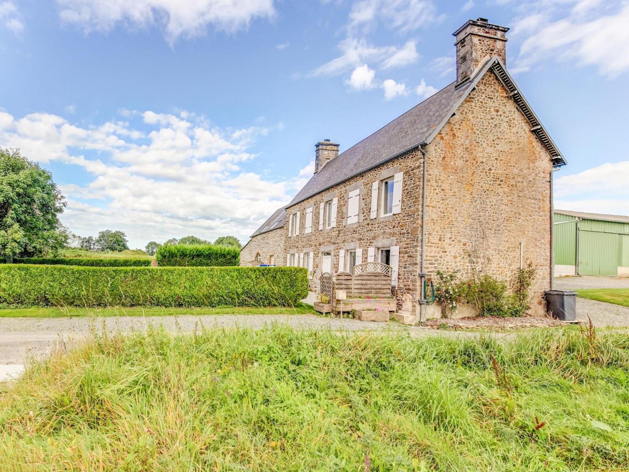 Holiday Home With Garden In Brainville Extérieur photo