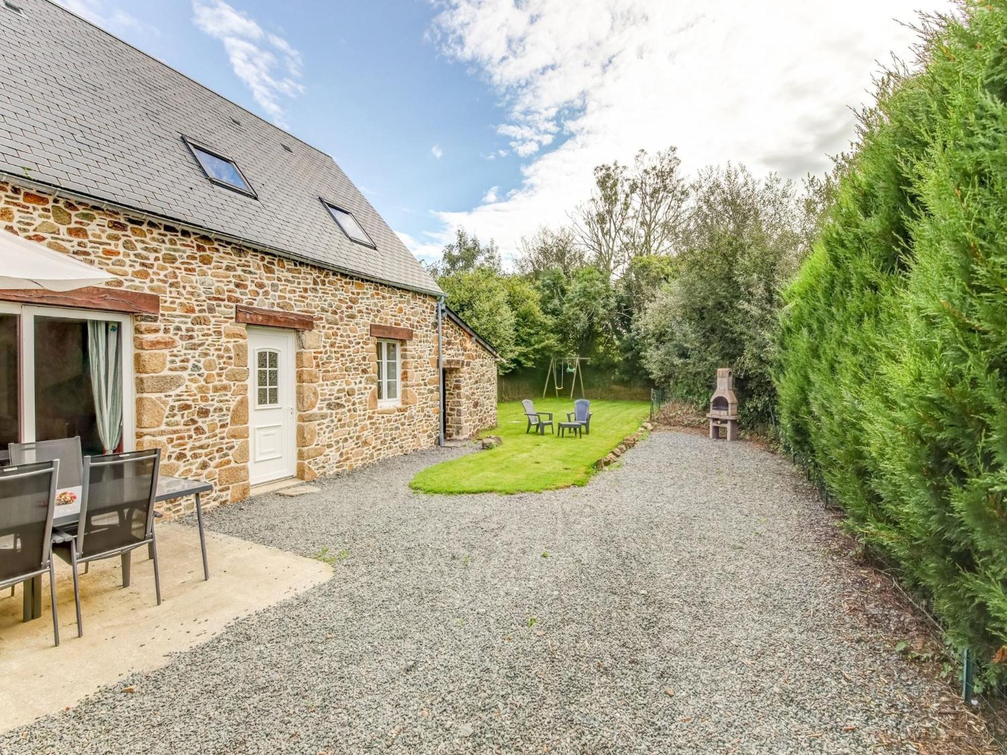 Holiday Home With Garden In Brainville Extérieur photo